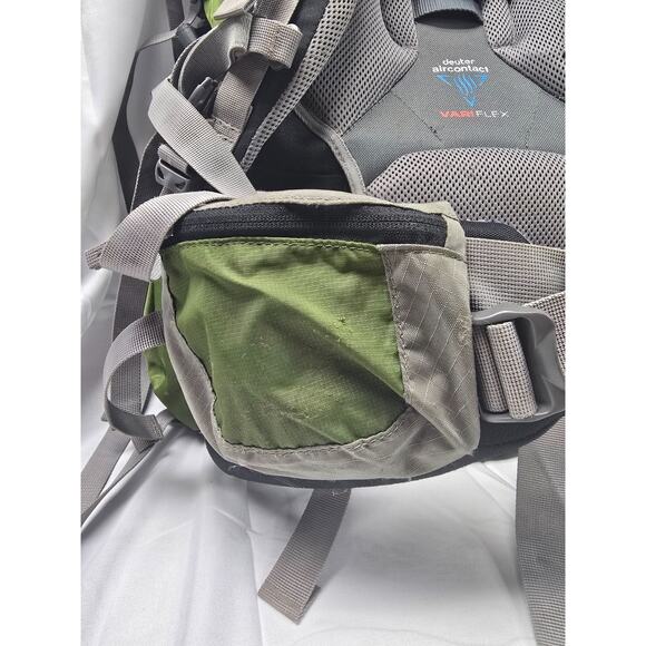 Deuter Aircontact Backpack 70 + 10 SL Green - Picture 7 of 9